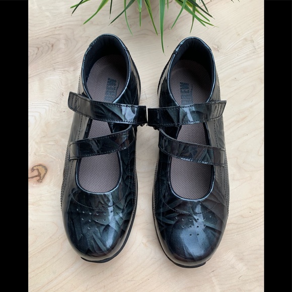 DREW Shoes - Drew woman’s NWT shoes